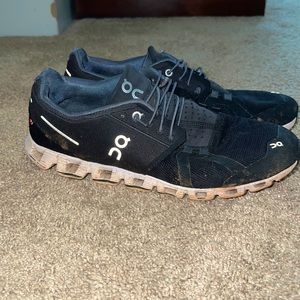 Mens Black and White Size 11 OnClouds